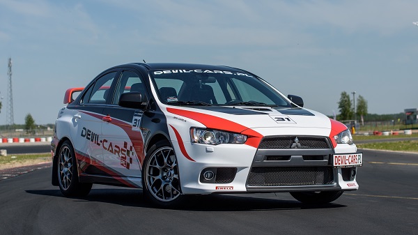 Mitsubishi Lancer Evo 10